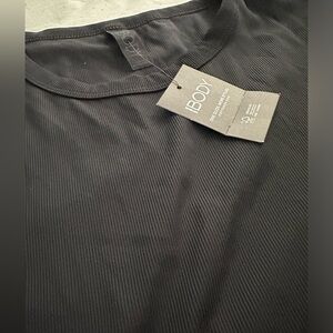 CottonOn Active Rib Fitted Gym Black Tee: Size Large